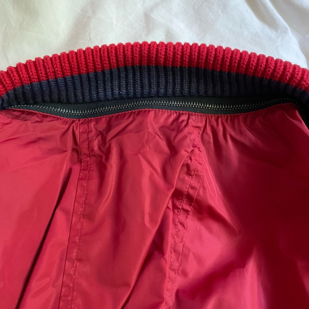Windbreaker - Picture 6 of 6